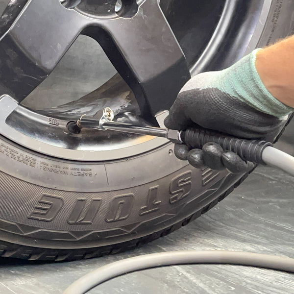 The Difference Between Open and Closed Flow Tire Air Chucks