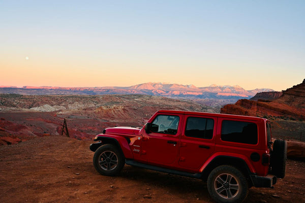 Overlanding Utah and the Colorado Plateau: Iconic Routes, Permits, and Desert Prep