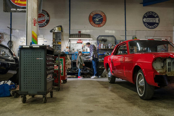 Father's Day Gift Guide: Best Tools and Automotive Gear for Dads Who Work With Their Hands