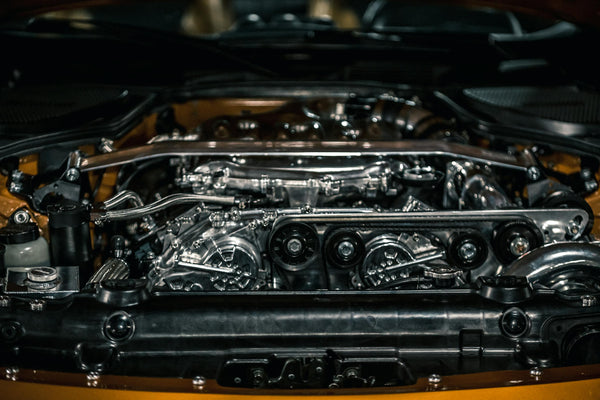 Spark Plug Replacement Guide: When to Change Them, Which Type to Buy, and How to Do It Yourself