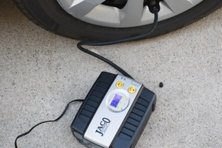 Lifewire Awards SmartPro™ Digital Tire Inflator by JACO 