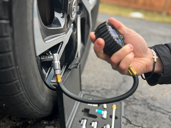 Understanding How Tire Pressure Gauges Work: An In-Depth Guide