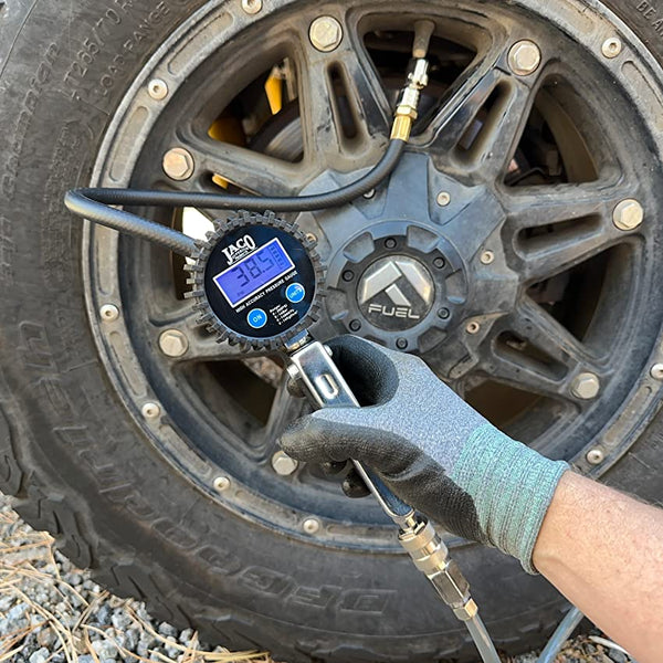 Mastering Tire Pressure: A Complete Guide to Choosing and Using the Right Gauge
