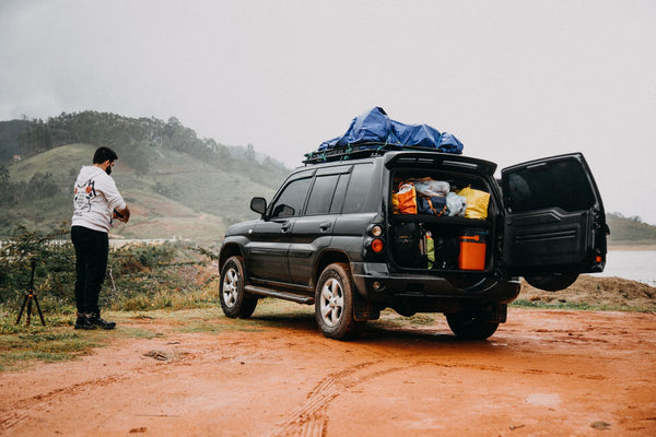 How to Keep Food and Drinks Cold on a Road Trip: Coolers vs. 12V Fridges vs. Dry Ice