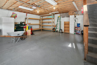How to Organize a Small Garage: Wall Storage, Floor Space, and Tool Accessibility