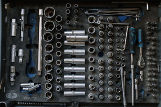 Home Garage Setup for DIY Car Owners: 15 Essential Tools That Pay for Themselves