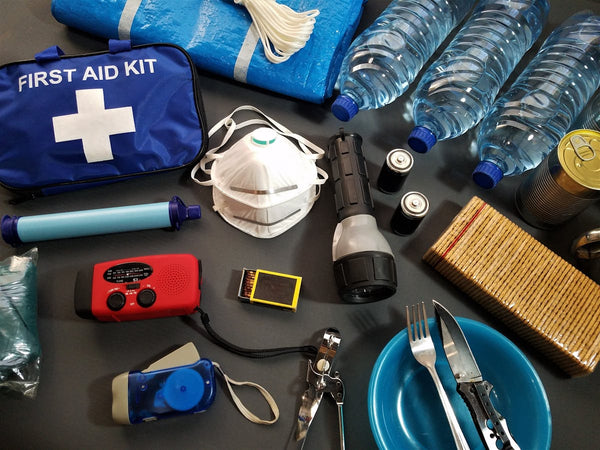 What to Keep in Your Car at All Times: The Year-Round Essentials Checklist