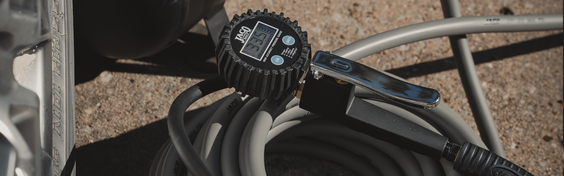 tire inflator pressure gauge