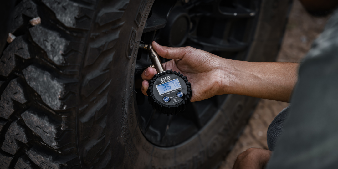digital tire pressure gauge