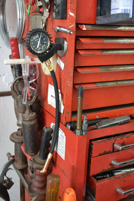 Gonfiatore Digitale Per Pneumatici, 0-200PSI Automobile Pressione Degli Pneumatici Manometro Della Pressione Dei Pneumatici Manometri Della Pressione Dei Pneumatici Misuratore Di Pressione Professiona Gonfiatore Digitale Per Pneumatici, 0-200PSI Automobile Pressione Degli Pneumatici Manometro Della Pressione Dei Pneumatici Manometri Della Pressione Dei Pneumatici Misuratore Di Pressione Professiona