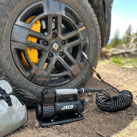 Jaco 4x4 TrailPro Heavy Duty Portable Air Compressor - 3.5 CFM (12V/33A) | On x Off Road Tire Inflator Kit