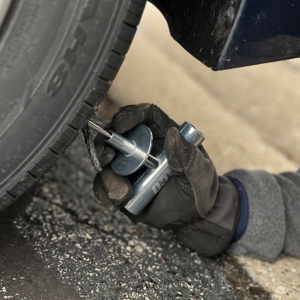 Easytofollow instructions for performing tire puncture repairs are